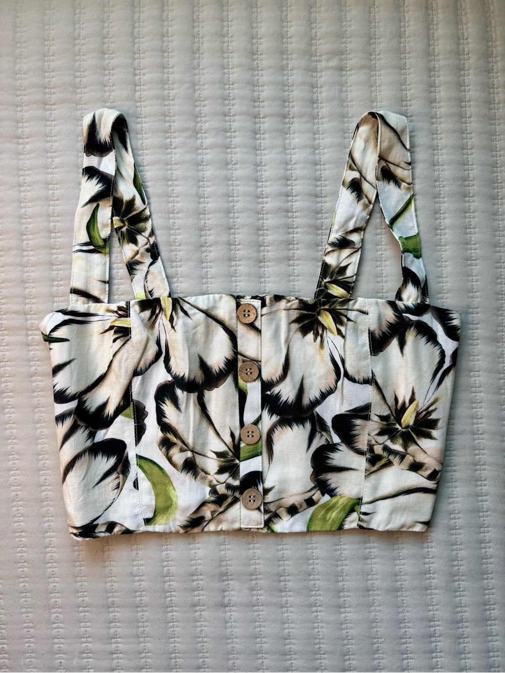Agua Bendita Giard Anais White Tropical Floral Cami Crop Top - Medium